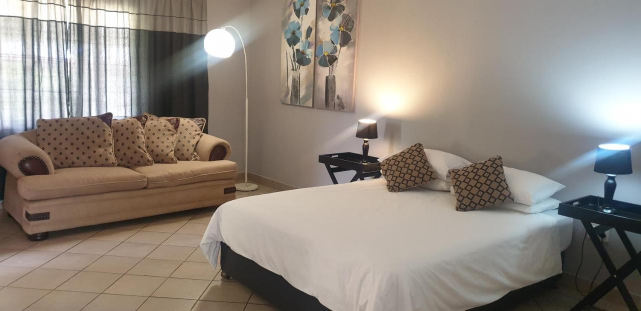 Anna Boeremeisie Guesthouse بينوني المظهر الخارجي الصورة