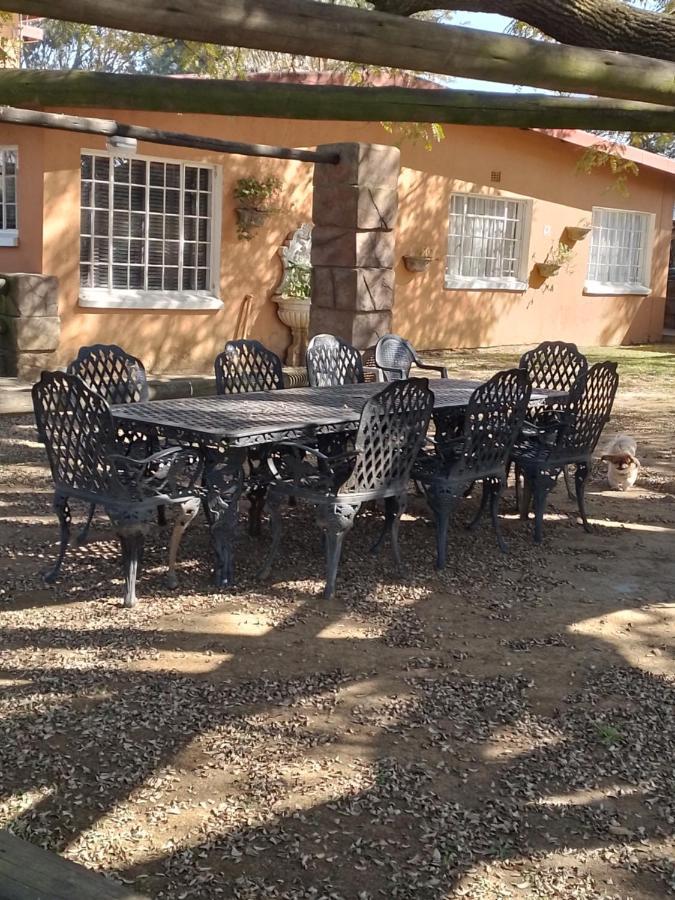 Anna Boeremeisie Guesthouse بينوني المظهر الخارجي الصورة