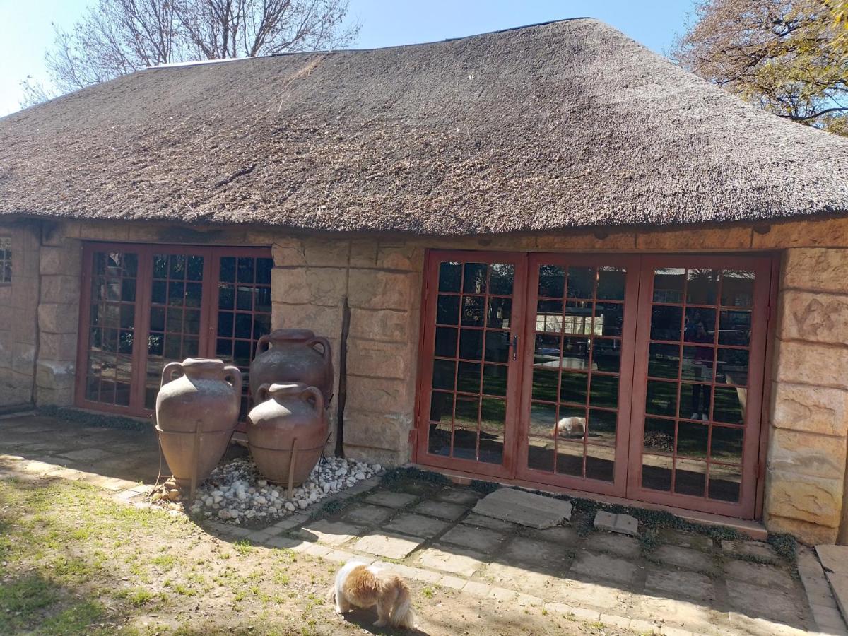 Anna Boeremeisie Guesthouse بينوني المظهر الخارجي الصورة